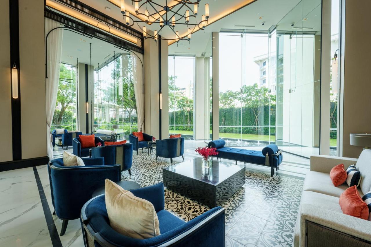 Somerset 파타야 외부 사진 The lobby of the hotel