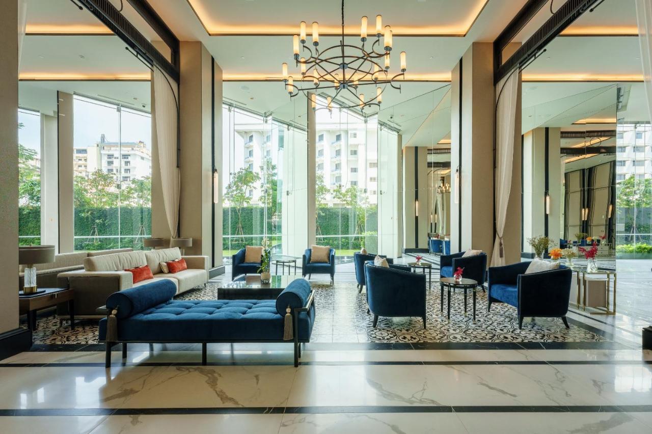 Somerset 파타야 외부 사진 The lobby of the hotel