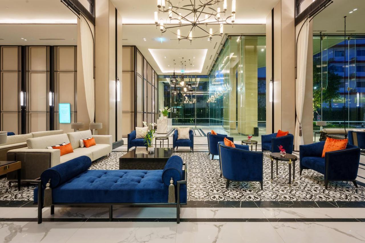 Somerset 파타야 외부 사진 The lobby of the hotel