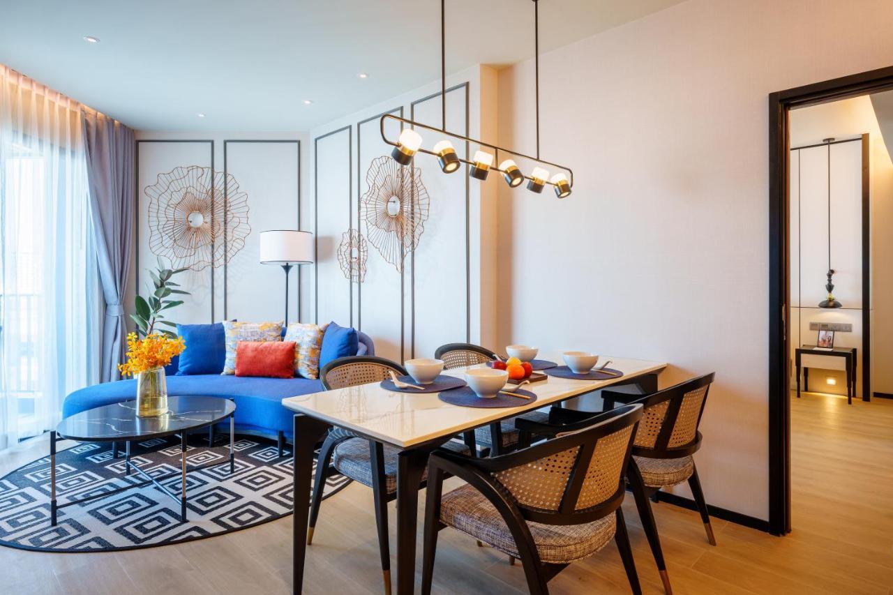 Somerset 파타야 외부 사진 A living room at the hotel